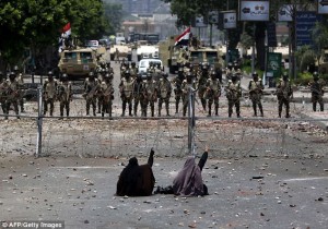 EGY_Army_Protestors_AFP_Getty