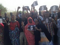 6 June 2015, supporters hail the return of the singer Nema Djema Miguil in Djibouti